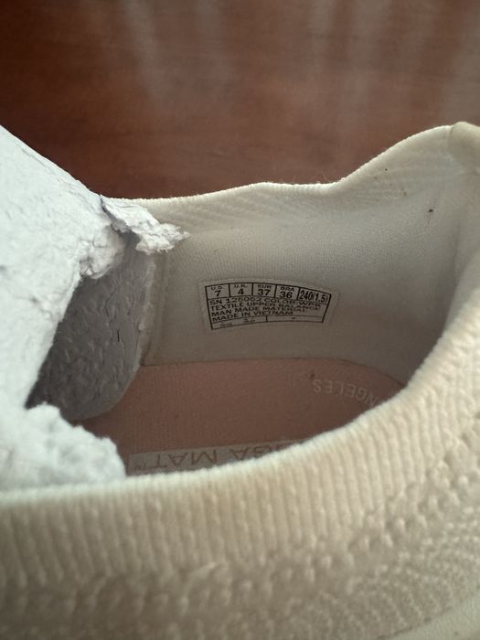 Skechers woman (original)