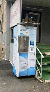 Уличный аппарат по продаже питьевой воды