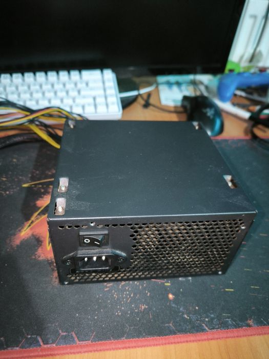 Sursa DeepCool cu 8 pini pentru placa video DE-480 480W