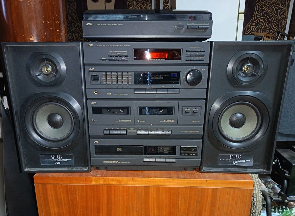 Combina Jvc boxe vintage