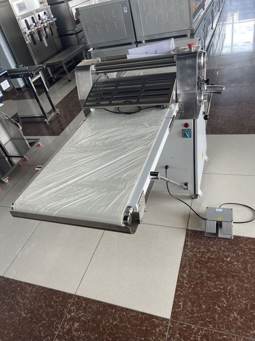 Тестораскаточная машина - Xamir yoyish uskunasi (Testoraskatka)
220 Vo