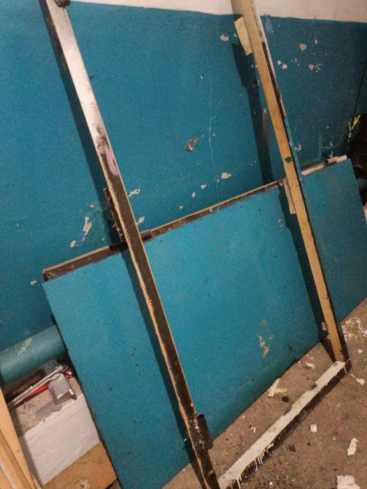 Железная дверь с готовой железной рамой