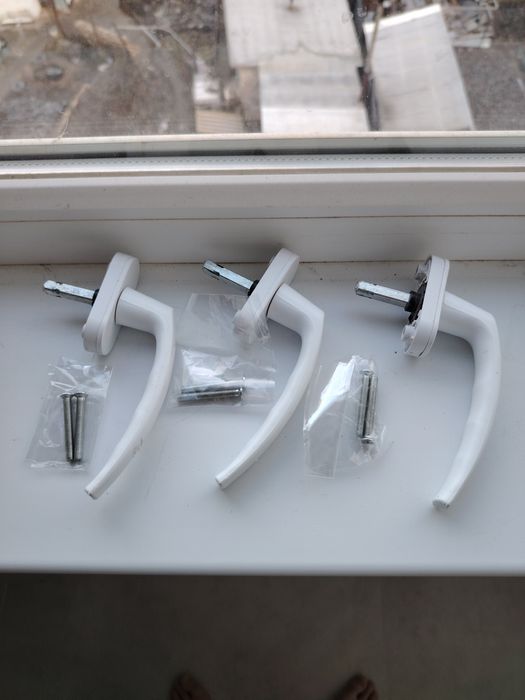 Оконная ручка 3 шт