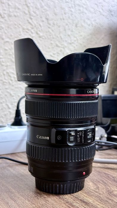 Продам Обектив 24-105 В хорошом состояний