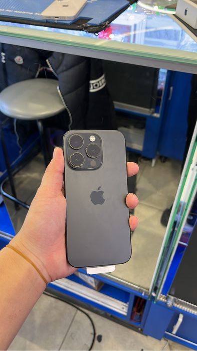 Продам 15 про на 256г без ремонта