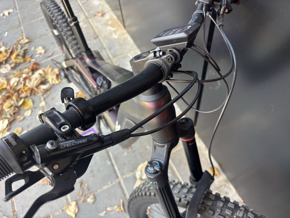 Електрически карбонов велосипед Cube Stereo 27.5 цола