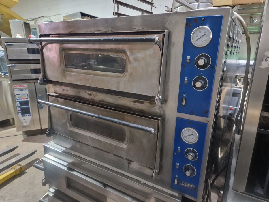 Cuptor electric cu convectie 4-10 tavi, patiserie sau gastro