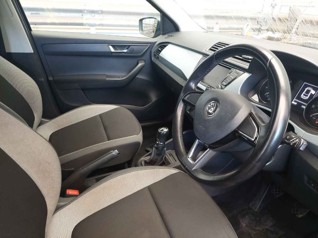 Bloc lumini Skoda Fabia 3 2015 HATCHBACK 1.2 i CJZC
