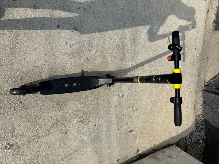 Vând trotinetă electrică