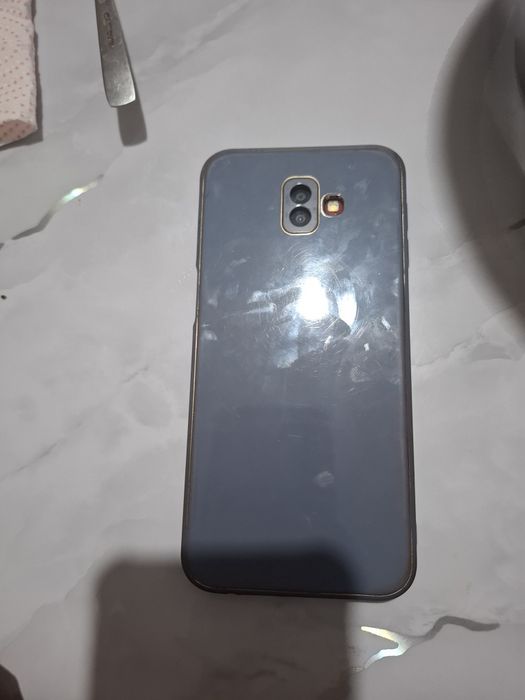 Telefon Samsung J6+