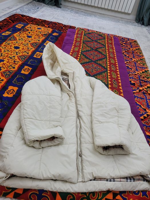 Куртка сатылады хабарласын