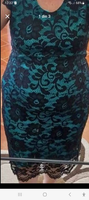 Rochie turcuaz cu dantela neagra bust 100 talie 90 ..95 lungime  106