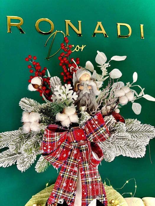 Aranjamente florale de Craciun handmade