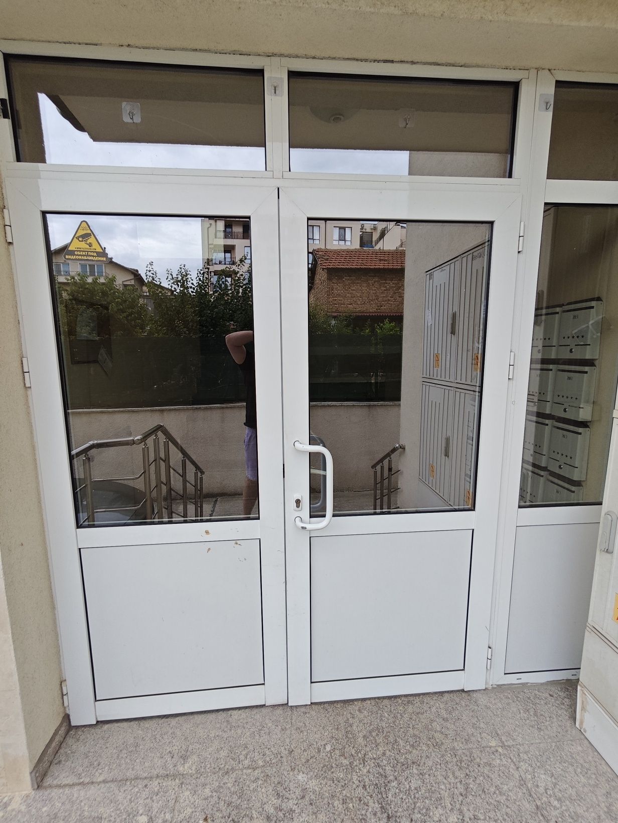 Входна врата pvc 255 x 235