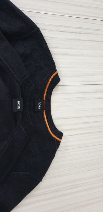 Hugo Boss Wool Mens Size М ОРИГИНАЛ! 2 Броя Мъжки Вълнени Пуловери!