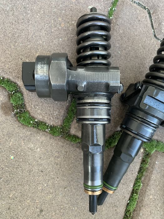 Помпа дюза 1.9 TDI 131 к.с. VW Audi seat
