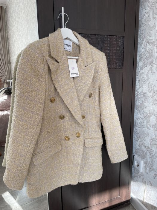 Продам твидовый пиджак