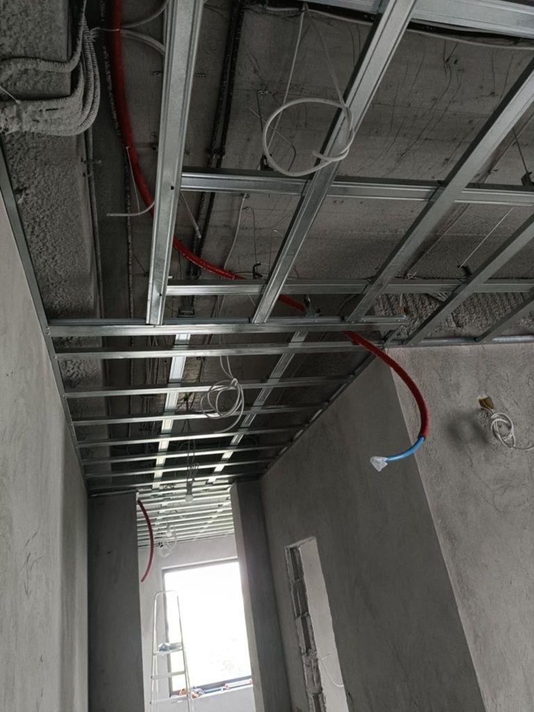 Construcții și finisaje