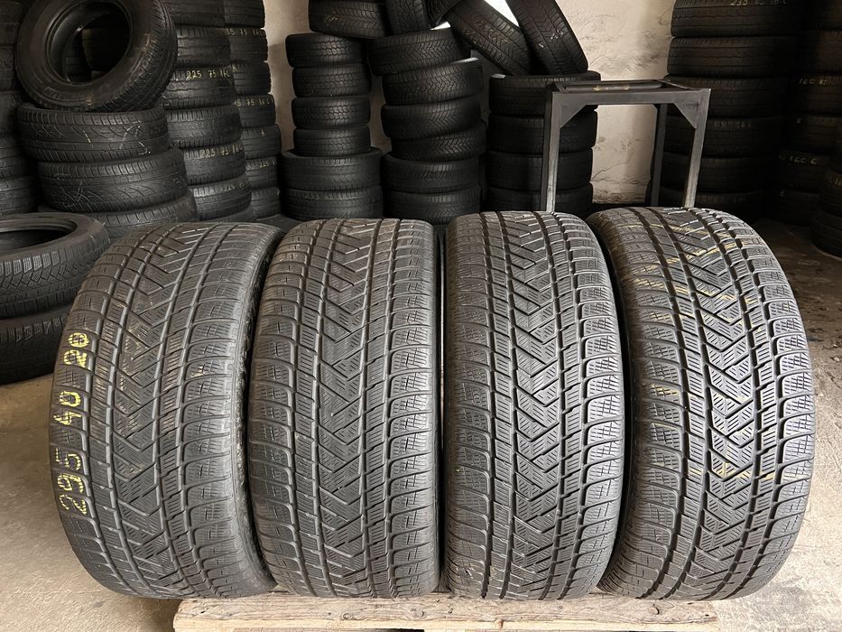 4 anvelope iarna 295/40/20 + 265/45/20 , pirelli !