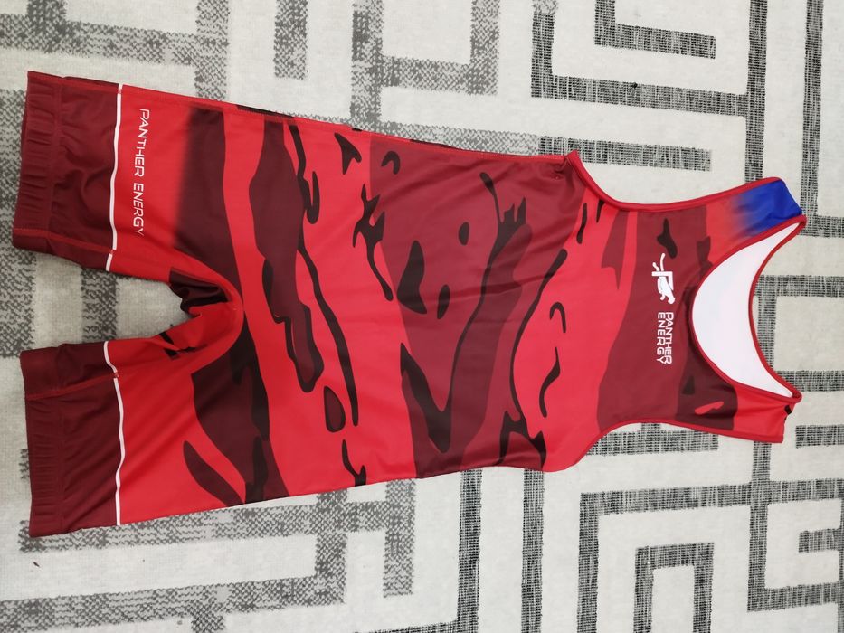 Трико борцовское asics и pantera enerqi новое.