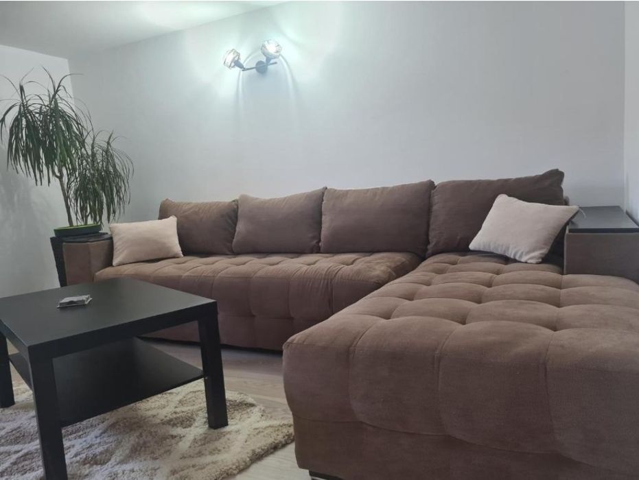 Inchiriez apartamente 3 si 4 camere