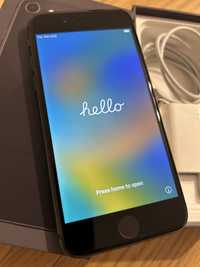 Vand iPhone 8 64 GB Space gray impecabil