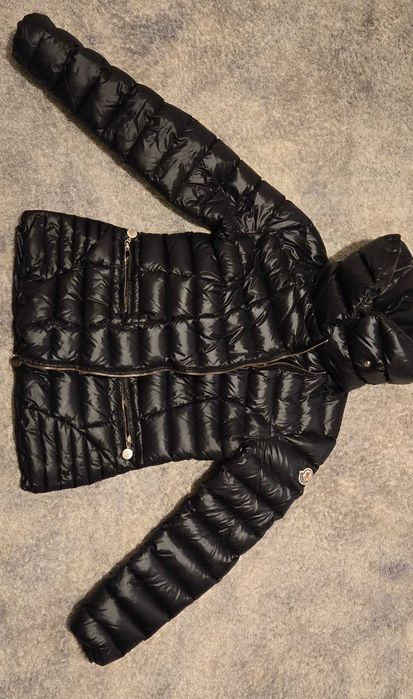 Зимно яке - Moncler