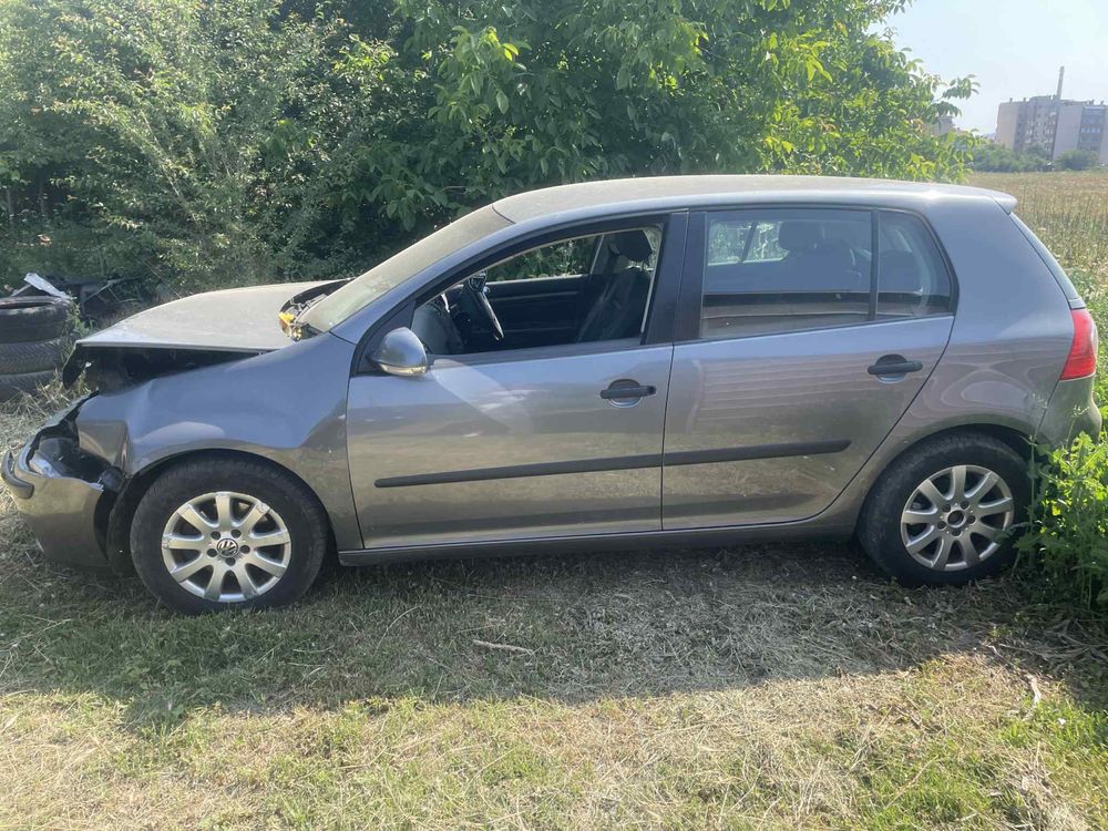 Голф 5 на части 1.9 тди автомат