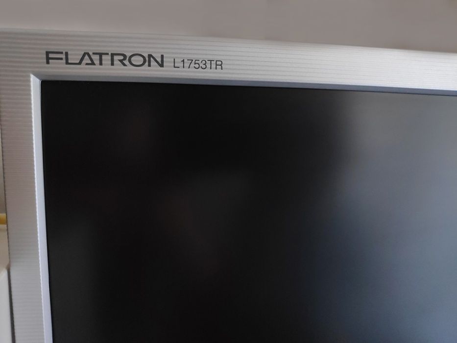 Lcd monitor lg Flatron L1753tr