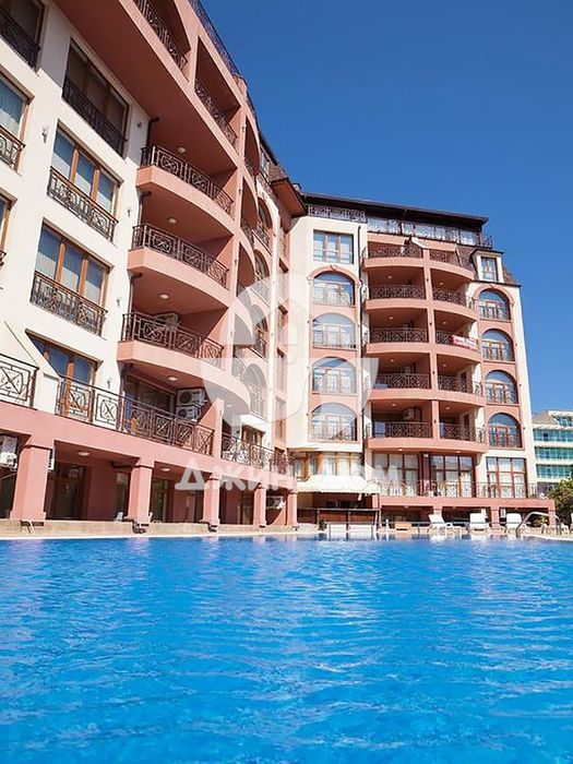 Продава се Двустаен апартамент в к.к. Слънчев бряг - 63 кв.м за 1127 €/кв.м - Снимка #9