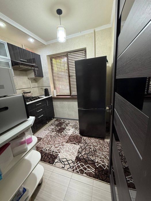 Вагзал парк олдида