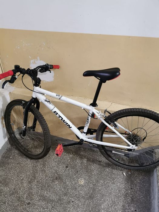 Bicicleta de vânzare