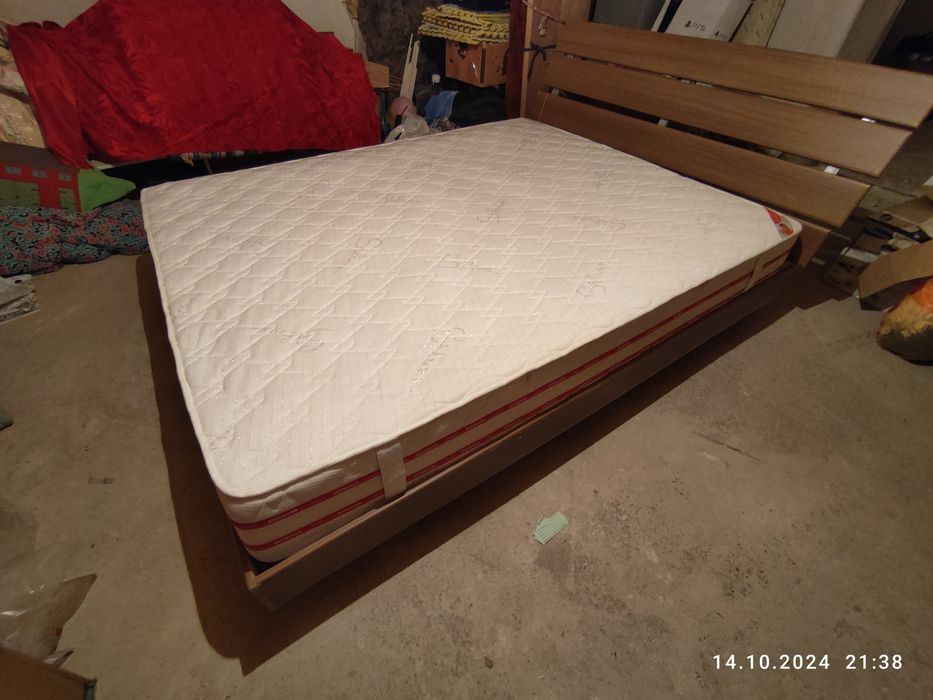 Кровать двуспальная 160х200