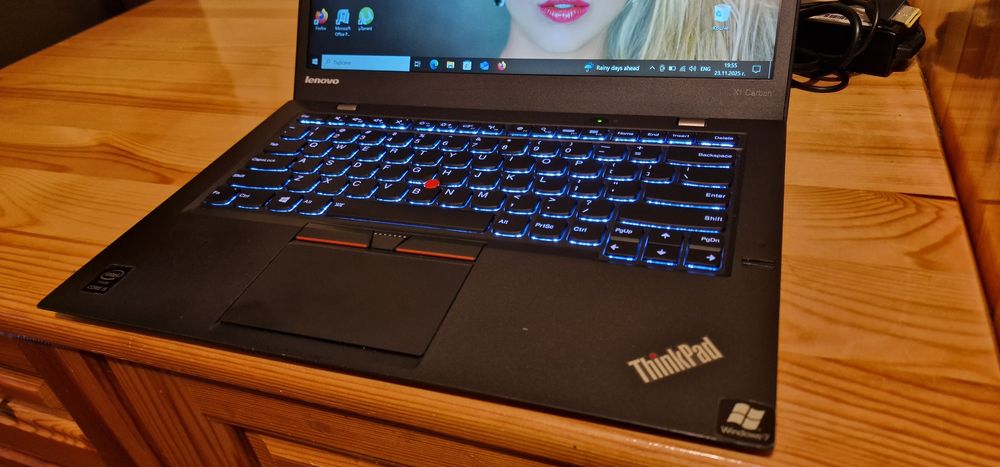 Продавам лаптоп Lenovo Thinkpad X1 Carbon