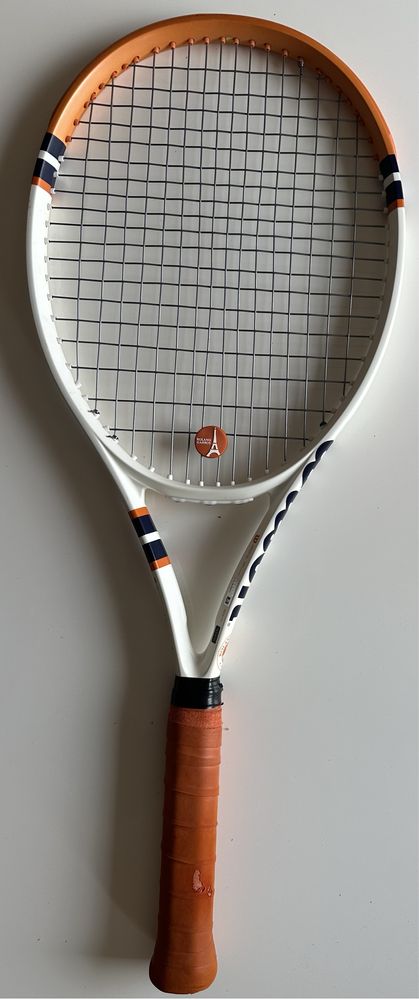 Тенис ракета wilson clash 100 v2 roland garros