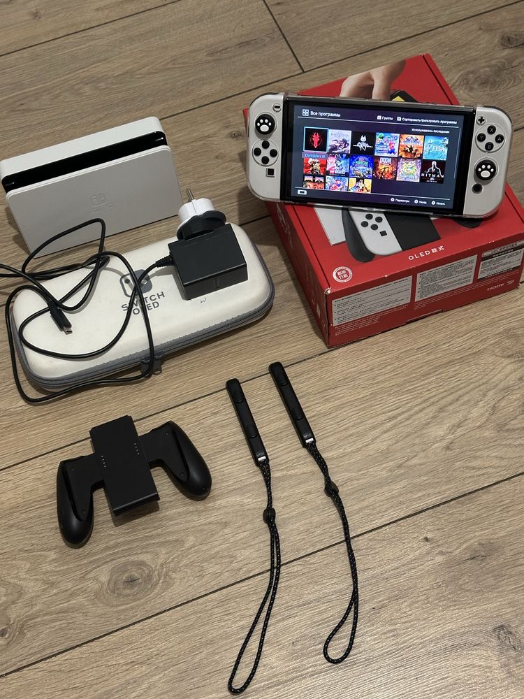 Продам Nintendo Switch Oled