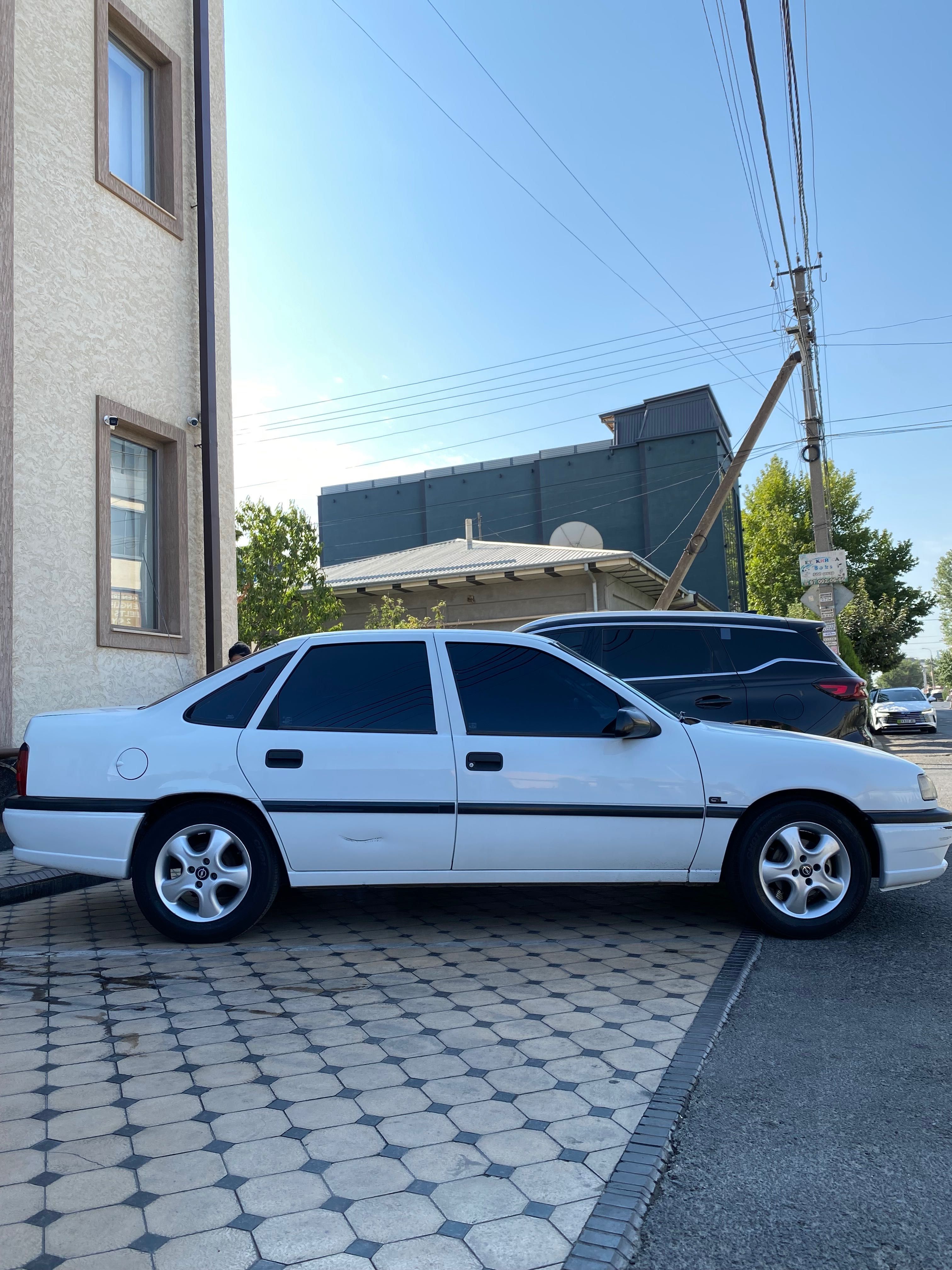 Opel Vectra 1.8 S
