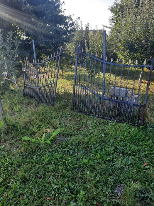 Porți fier forjat