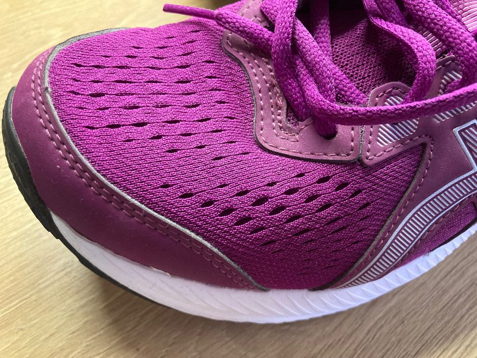Дамски маратонки ASICS