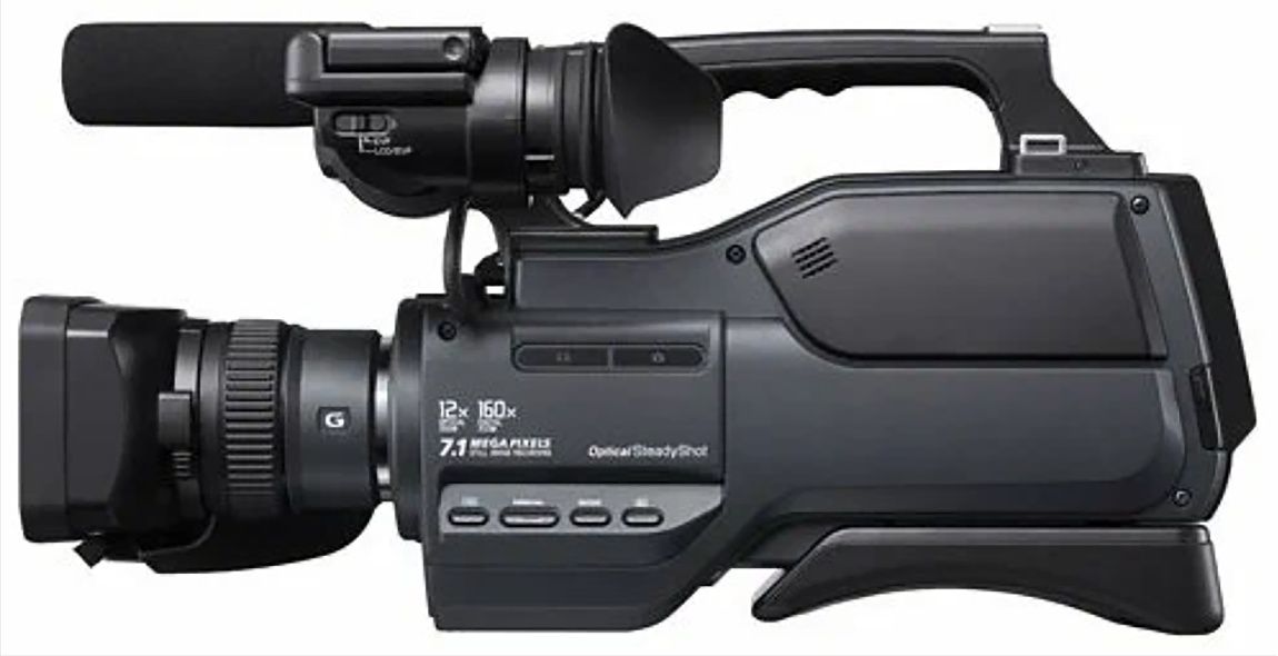 2 dona Sony DCR-SD 1000E  va 1 dona Sony HXR-MC 1500P