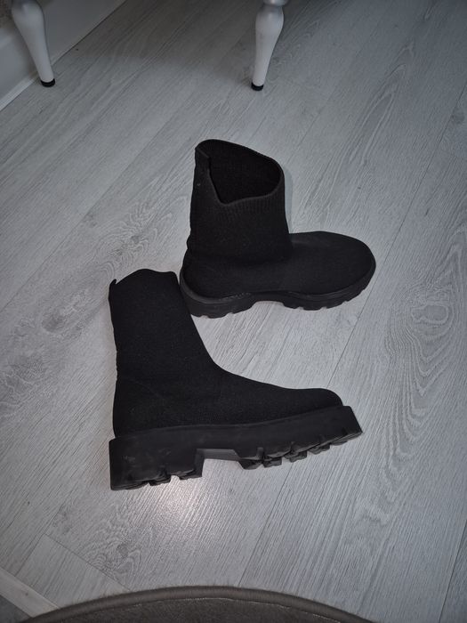 Продам осенние сапоги