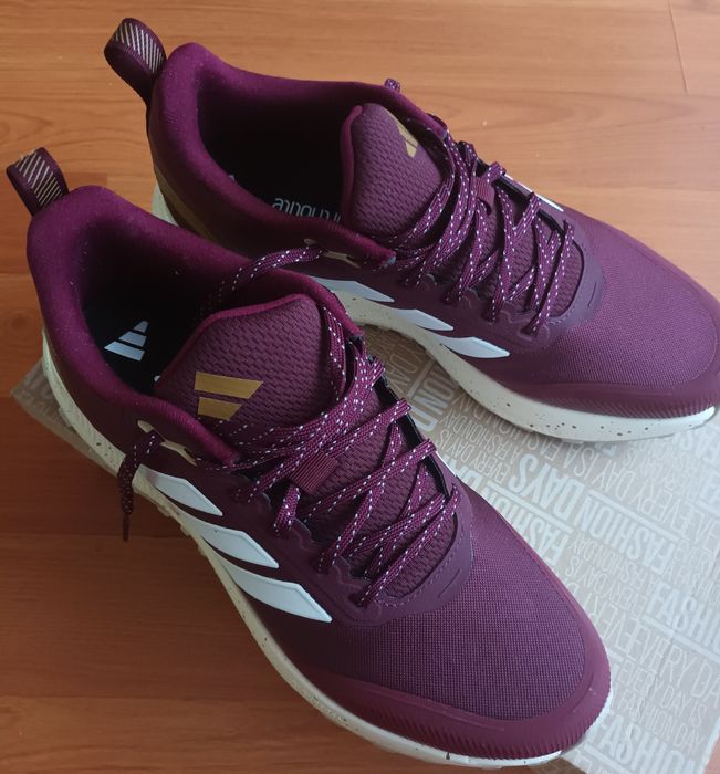 Adidas original pt alergare