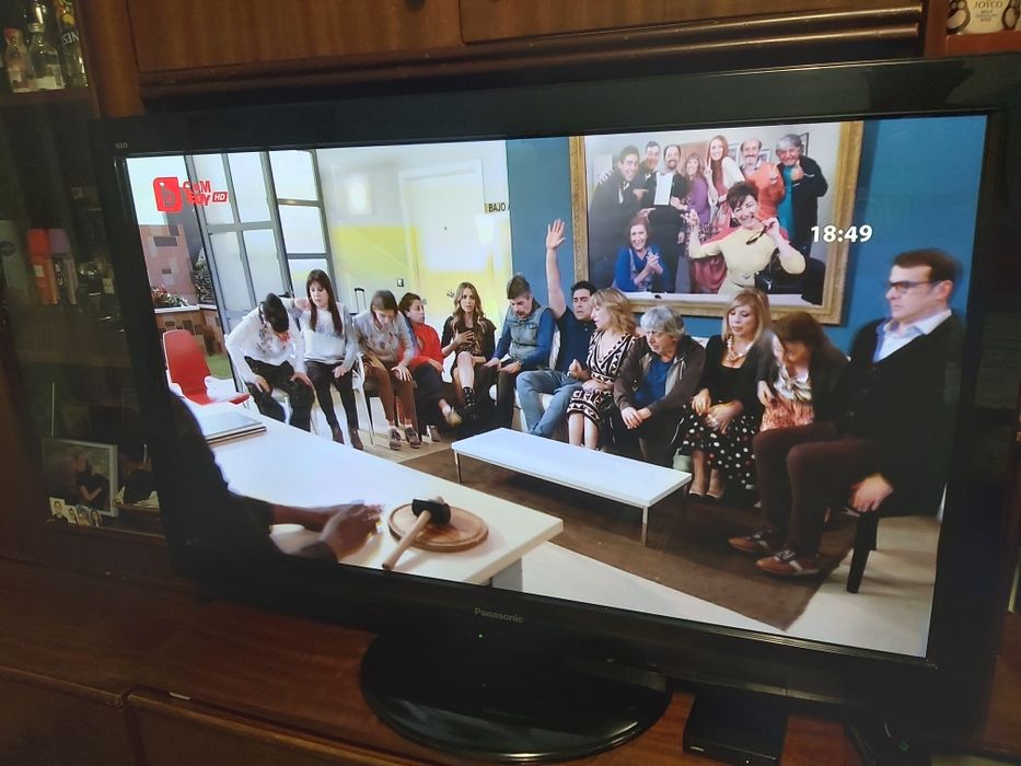 Продавам телевизор.