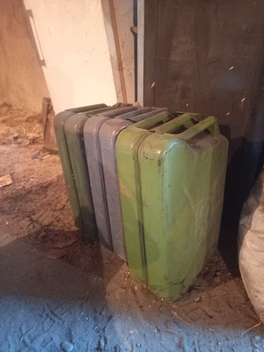 Канистра металлическая