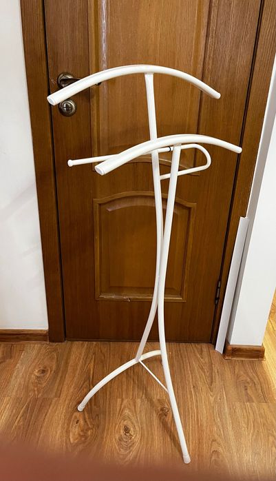 Вешалка напольная металлическая, ЗМИ 34 Б