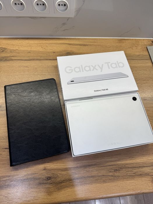 Планшет Samsung Tab A8