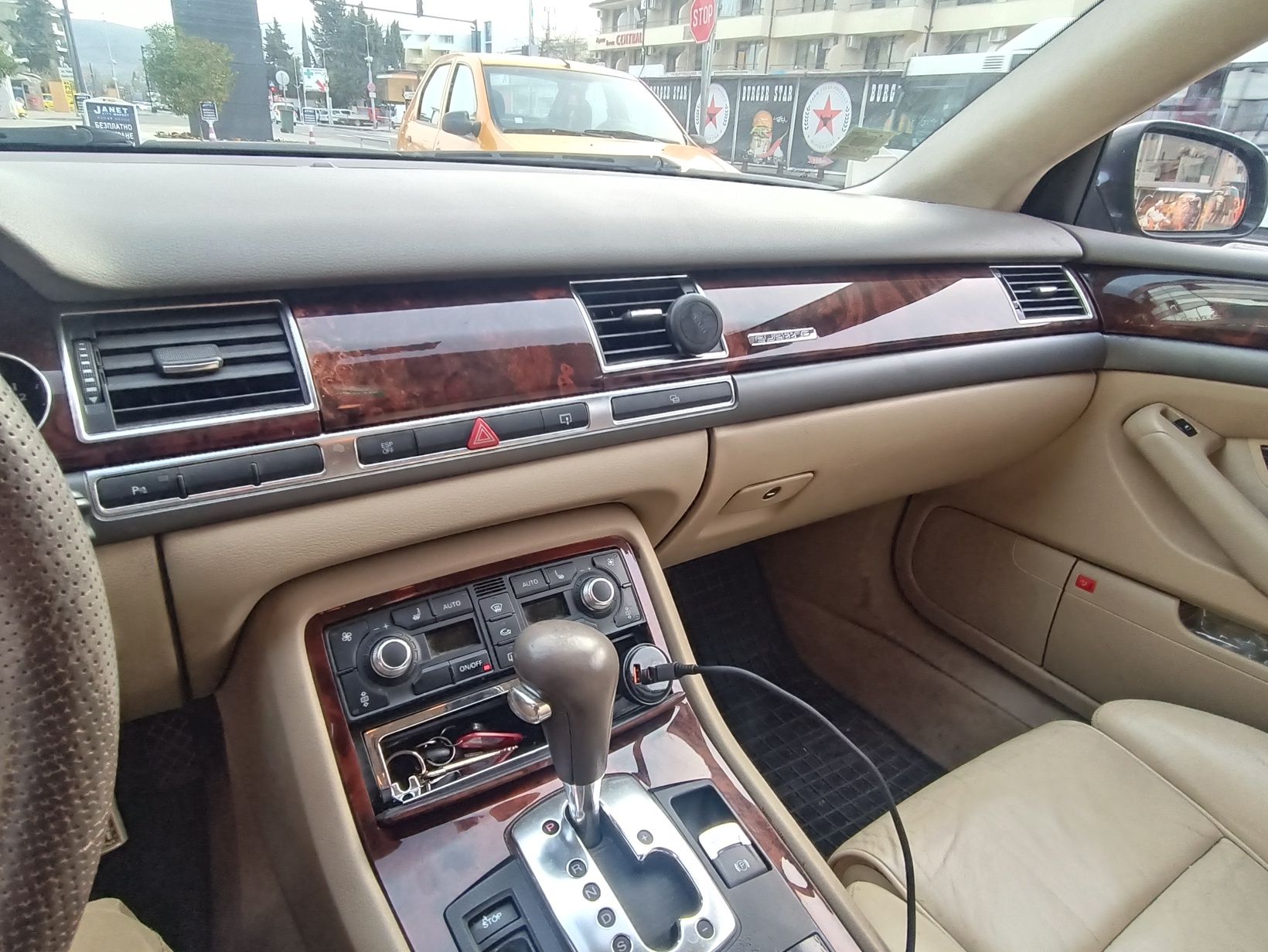 Audi A8 3.7 2006