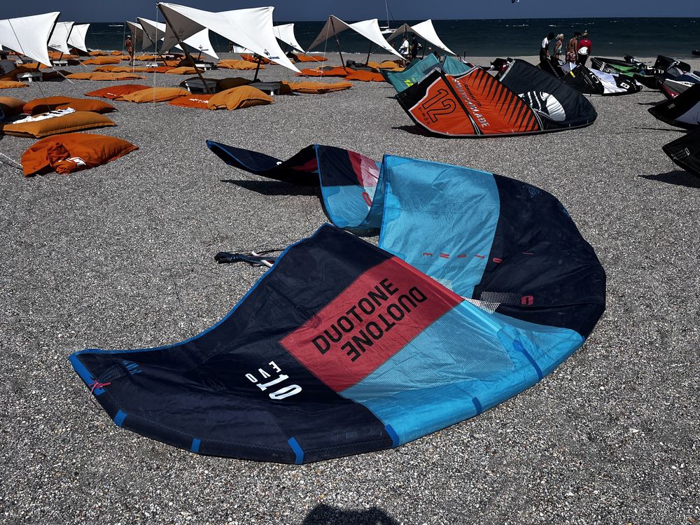 Vând kite Duotone Evo 10 m , 2020