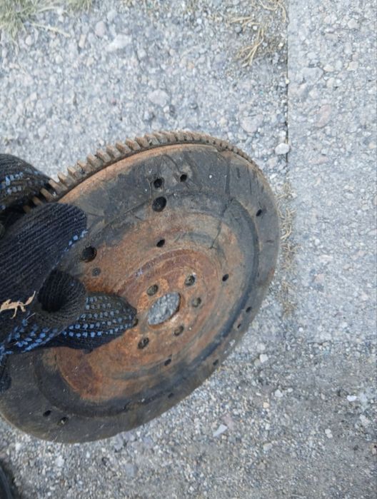 Продам маховик от 2114