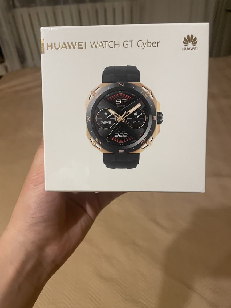 HUAWEI WATCH GT Cyber электроные часы